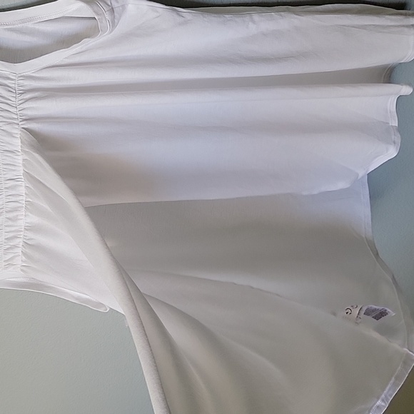 Old Navy XL Casual Summer NWT white split back sleeveless top - Picture 7 of 7